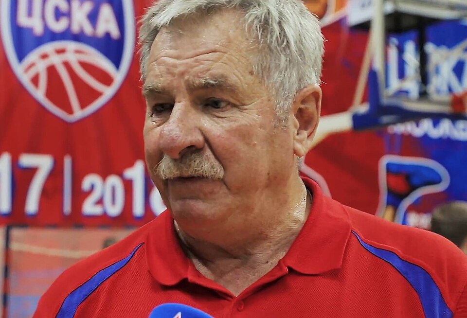 Ушел из жизни олимпийский чемпион по баскетболу Иван Едешко