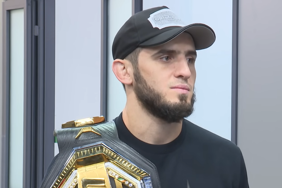 Ислам Махачев защитил титул и установил абсолютный рекорд UFC