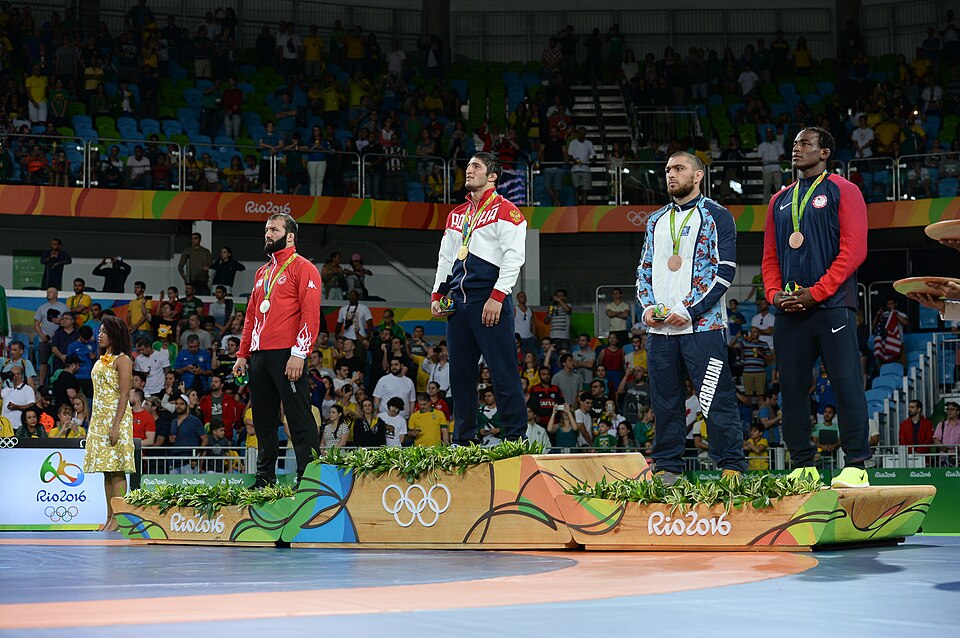 Успешное возвращение: олимпийский чемпион Абдулрашид Садулаев одержал первую победу в лиге RAF