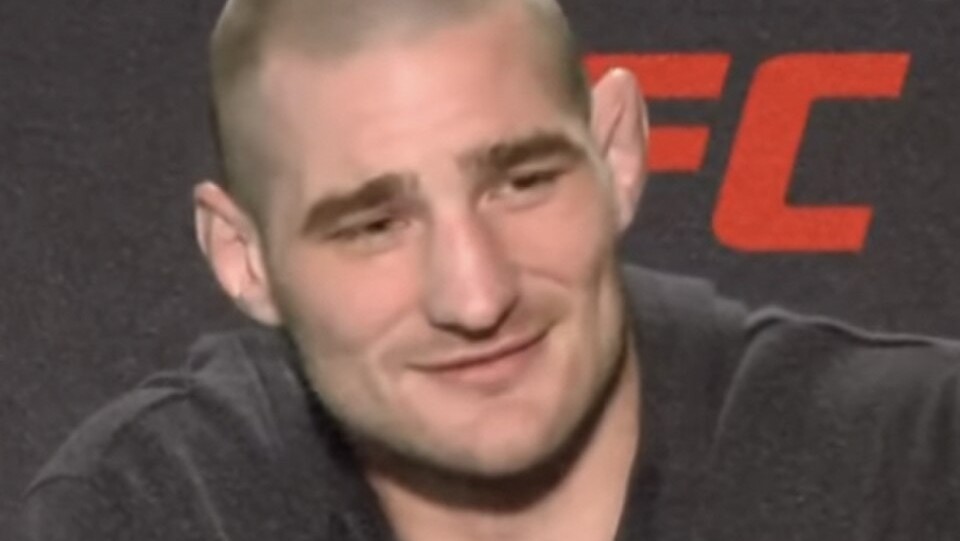 Призыв к революции и тотальная критика: чемпион UFC Шон Стрикленд выступил с резким заявлением в соцсетях