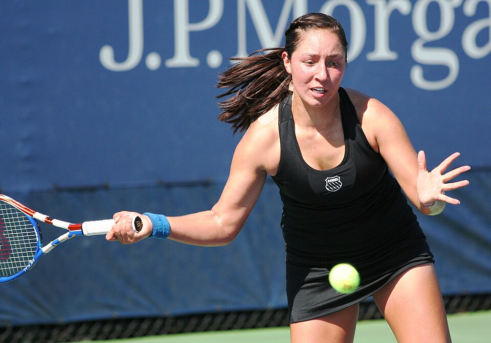 Пегула снова в полуфинале US Open: американка обыграла Наварро в матче дочерей миллиардеров