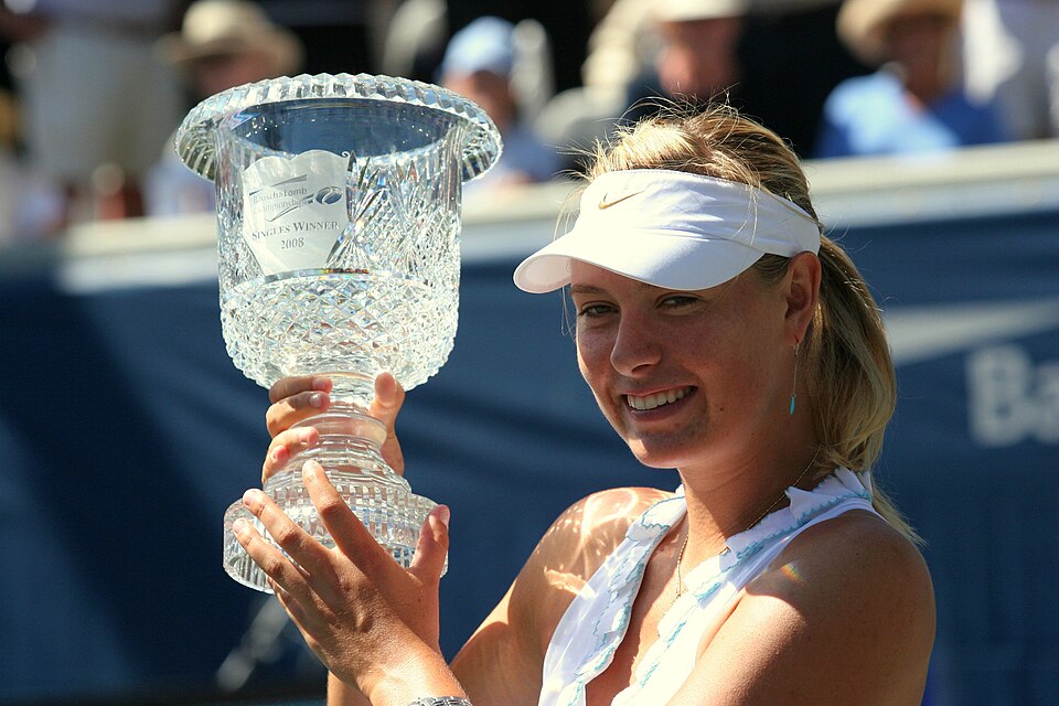 Черное платье Шараповой: как образ Одри Хепберн стал частью победы на US Open
