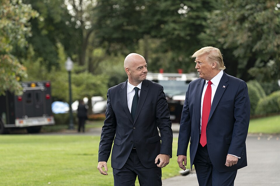 ФИФА пересмотрит порядок присуждения премии мира, которую получил только Трамп